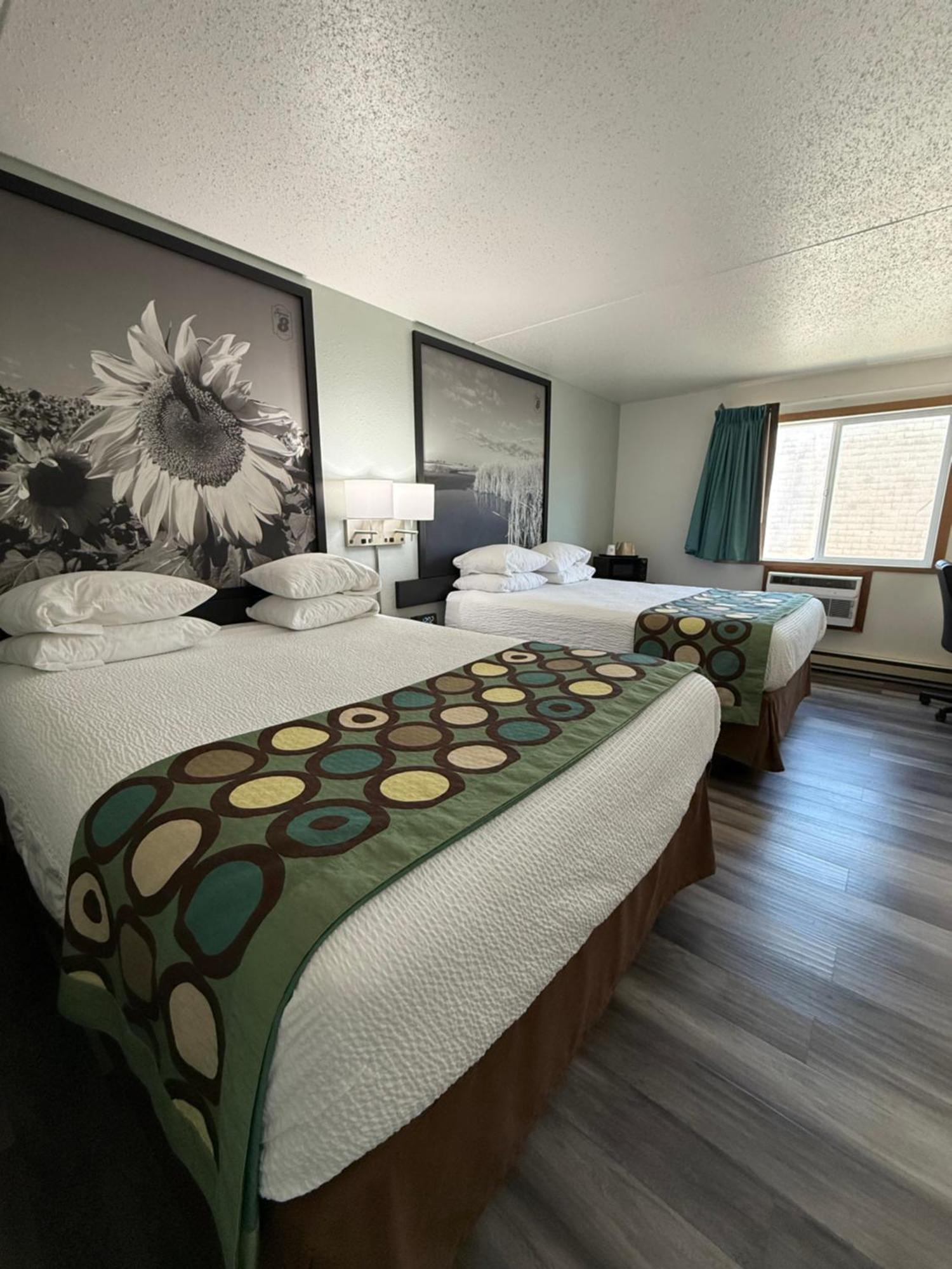 Super 8 By Wyndham West Fargo Main Ave Nd Motel Dış mekan fotoğraf
